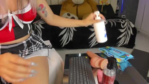 Snapshot of tyla_demon chatting on January 2025 09:15:01 AM TYLA online show from January 2025 09:15:01 AM