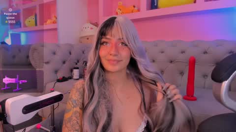 Snapshot of tyla_demon chatting on January 2025 06:24:02 AM TYLA online show from January 2025 06:24:02 AM