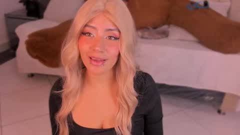 Snapshot of tyla_demon chatting on September 2025 03:41:01 AM TYLA online show from September 2025 03:41:01 AM