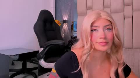  TYLA  online show from May 2026 03:35:02 AM