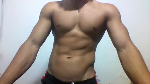 Snapshot of tyler_gold823 chatting on February 2025 02:03:02 PM Tyler online show from February 2025 02:03:02 PM