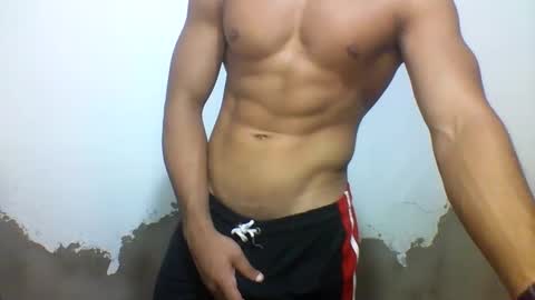 Snapshot of tyler_gold823 chatting on March 2025 05:01:01 PM Tyler online show from March 2025 05:01:01 PM