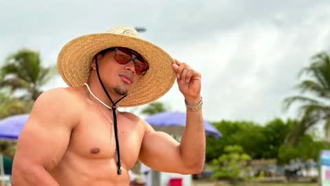 tyler_hank1 online show from January 2025 07:10:01 PM