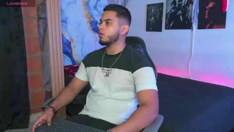 Snapshot of tyler_price01 chatting on November 2025 11:03:01 PM Tyler online show from November 2025 11:03:01 PM