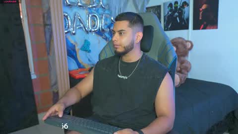 Snapshot of tyler_price01 chatting on January 2026 10:57:02 PM Tyler online show from January 2026 10:57:02 PM