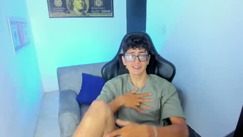   online show from February 2025 02:58:01 AM