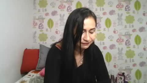 Tyna online show from April 2026 06:30:02 PM