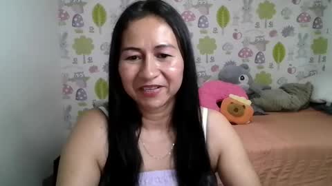 Tyna online show from April 2026 11:24:02 PM