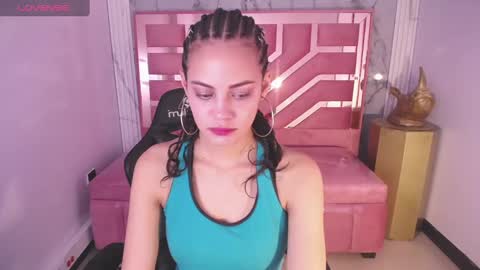 TYNA  online show from December 2024 04:31:01 PM