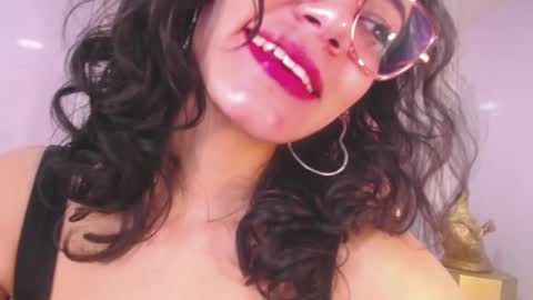 TYNA  online show from January 2025 10:24:01 PM