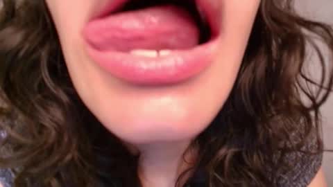 TYNA  online show from February 2025 11:25:02 AM