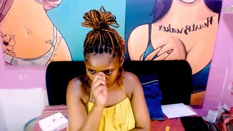 Snapshot of tyrabangz chatting on December 2025 06:34:02 PM Tyra online show from December 2025 06:34:02 PM