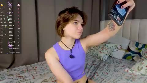 Polly online show from September 2025 03:23:02 PM