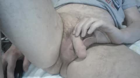 Snapshot of uk_exhibitionist70 chatting on January 2026 05:16:01 PM Hairy UK guy online show from January 2026 05:16:01 PM