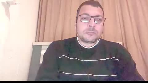 ukhalid82 online show from October 2025 06:45:02 PM