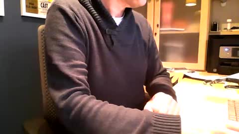 Snapshot of ukshowall chatting on November 2025 10:25:02 AM mark online show from November 2025 10:25:02 AM