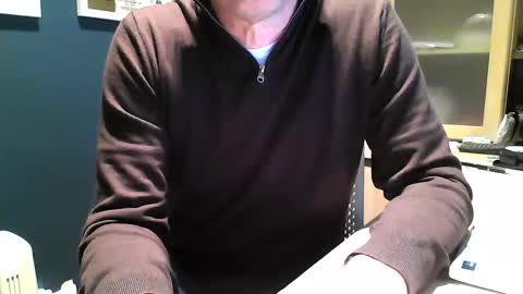 Snapshot of ukshowall chatting on February 2026 06:05:01 PM mark online show from February 2026 06:05:01 PM