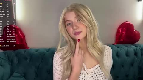 Vikki online show from May 2026 03:19:01 PM
