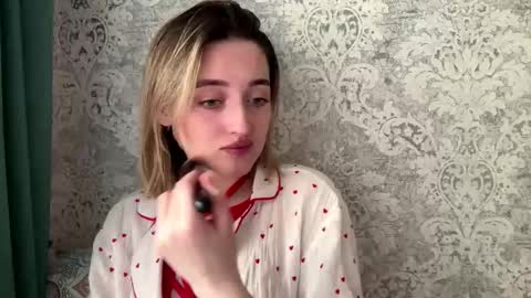 Emily online show from December 2025 11:16:02 AM