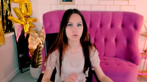 Ulia online show from September 2025 05:10:02 AM