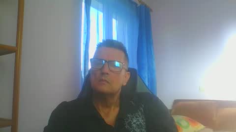 Snapshot of ulmeni4 chatting on October 2025 12:07:02 PM ulmeni4 online show from October 2025 12:07:02 PM