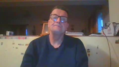 Snapshot of ulmeni4 chatting on February 2026 05:44:01 AM ulmeni4 online show from February 2026 05:44:01 AM