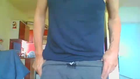 Snapshot of ulmeni4 chatting on February 2026 08:57:02 AM ulmeni4 online show from February 2026 08:57:02 AM