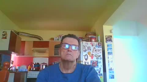 Snapshot of ulmeni4 chatting on February 2026 08:46:02 AM ulmeni4 online show from February 2026 08:46:02 AM