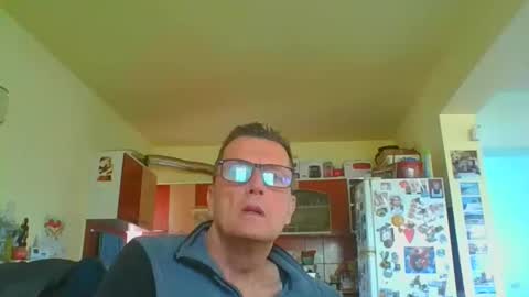 ulmeni4 online show from April 2026 09:57:01 AM