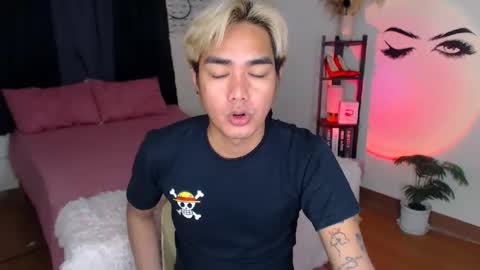 Snapshot of ultimatesexytrans chatting on February 2025 10:25:02 AM Alex online show from February 2025 10:25:02 AM