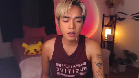 Snapshot of ultimatesexytrans chatting on February 2025 05:43:01 PM Alex online show from February 2025 05:43:01 PM