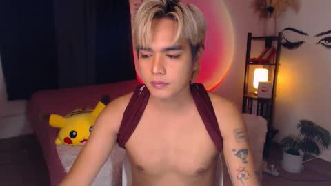 Snapshot of ultimatesexytrans chatting on February 2025 07:30:01 PM Alex online show from February 2025 07:30:01 PM