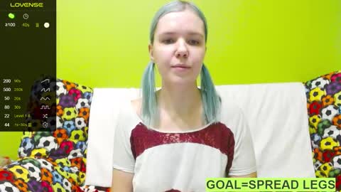 Snapshot of ultra_meow chatting on January 2025 07:28:01 PM Roxy online show from January 2025 07:28:01 PM