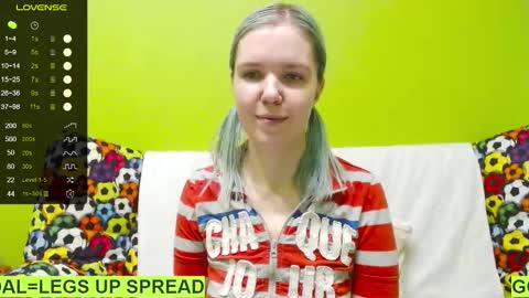 Snapshot of ultra_meow chatting on February 2025 04:59:02 AM Roxy online show from February 2025 04:59:02 AM