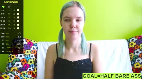 Snapshot of ultra_meow chatting on February 2025 10:47:02 AM Roxy online show from February 2025 10:47:02 AM