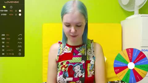 Snapshot of ultra_meow chatting on October 2025 07:36:02 PM Roxy online show from October 2025 07:36:02 PM