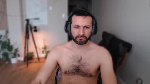 Snapshot of ultratoaster chatting on January 2025 06:52:01 PM ultratoaster online show from January 2025 06:52:01 PM