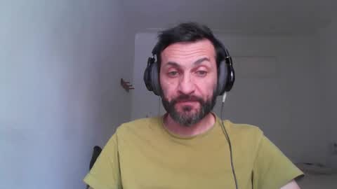 Snapshot of ultratoaster chatting on December 2025 05:29:01 PM ultratoaster online show from December 2025 05:29:01 PM