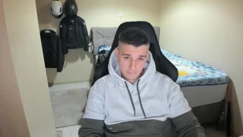 hi im mike tyson -  online show from February 2026 08:19:02 PM