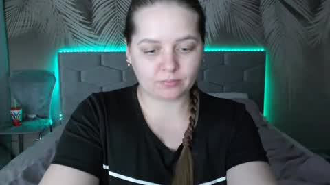 Ulyana online show from January 2025 03:33:01 PM