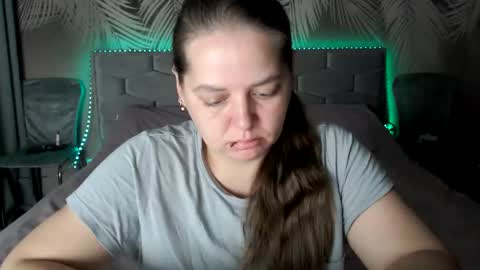 Ulyana online show from October 2025 05:19:02 AM