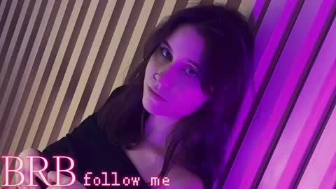 Una  online show from February 2025 02:26:01 PM