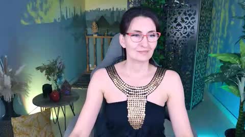 Snapshot of unatera chatting on November 2025 09:19:02 AM UnaTera online show from November 2025 09:19:02 AM