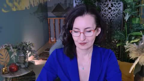 Snapshot of unatera chatting on December 2025 05:24:02 AM UnaTera online show from December 2025 05:24:02 AM