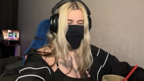 Snapshot of unaxyling chatting on February 2026 01:57:02 AM unaxyling online show from February 2026 01:57:02 AM