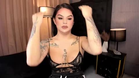 Lady tan online show from October 2025 06:43:01 PM