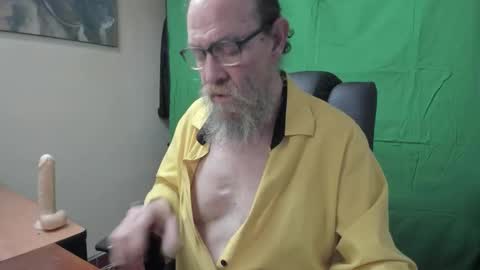 Uncle Hottie online show from March 2026 05:39:01 PM