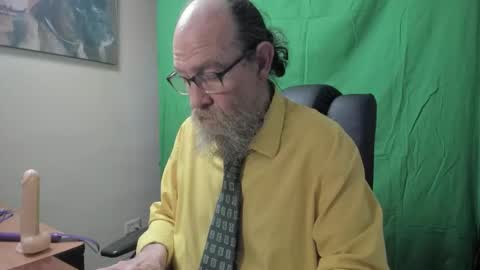 Uncle Hottie online show from March 2026 04:32:02 PM