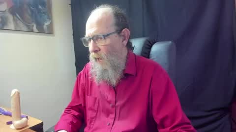 Uncle Hottie online show from April 2026 05:21:02 PM