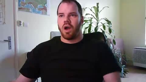 Snapshot of uncut_strong chatting on January 2025 11:34:02 AM Uncut Strong online show from January 2025 11:34:02 AM